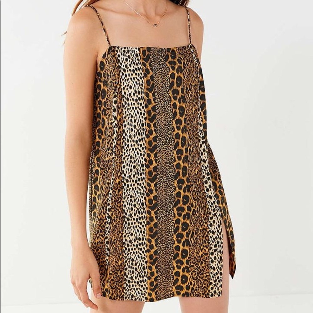 Motel Datista Leopard Mini Slip Dress